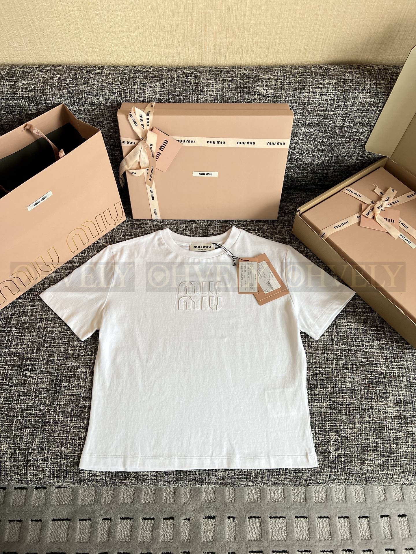 miumiu 로고 엠보싱 코튼 저지 티셔츠(화이트)